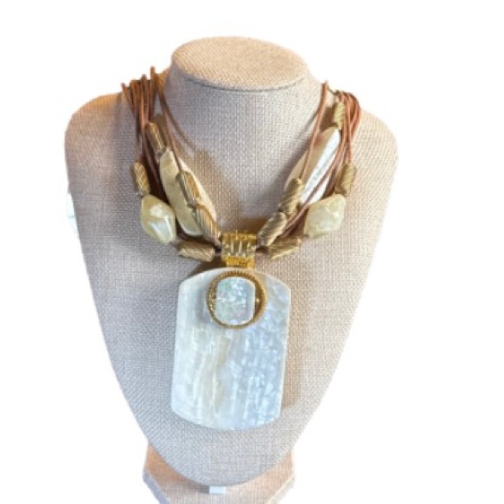 vintage Anthony Alexander capiz shell chunky Statement Pendant Necklace